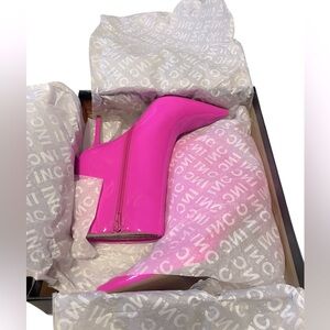 🌟🌼NIB INC International Concepts Pink Pointed Toe Stiletto Ankle Boots.